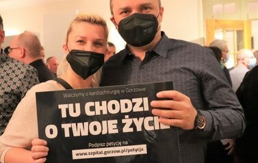 Teatr Osterwy wspiera szpital w walce o kardiochirurgię 54